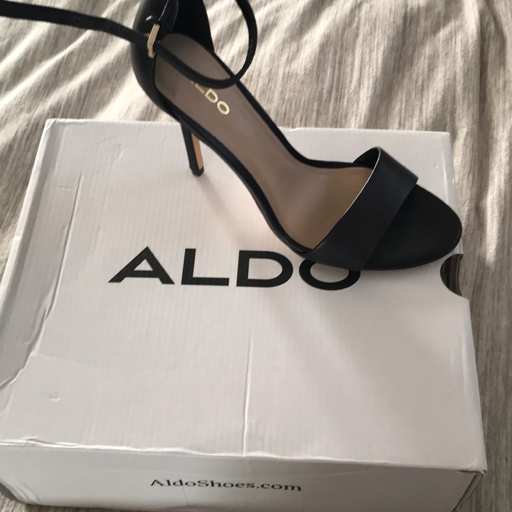 Shoes - Picture 2 of 3